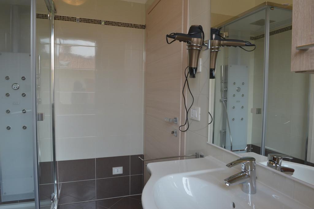Villa Artemia Manerba del Garda Room photo